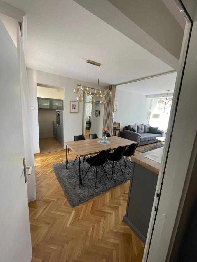 Apartman Filip Lux City Center Novi Pazar Buitenkant foto