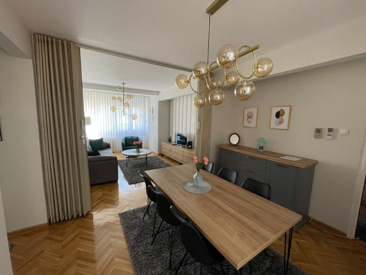 Apartman Filip Lux City Center Novi Pazar Buitenkant foto