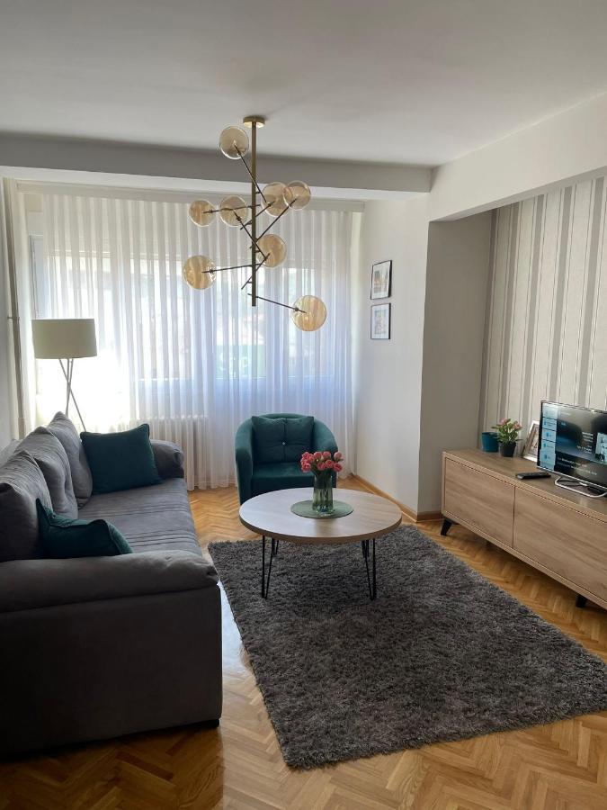Apartman Filip Lux City Center Novi Pazar Buitenkant foto