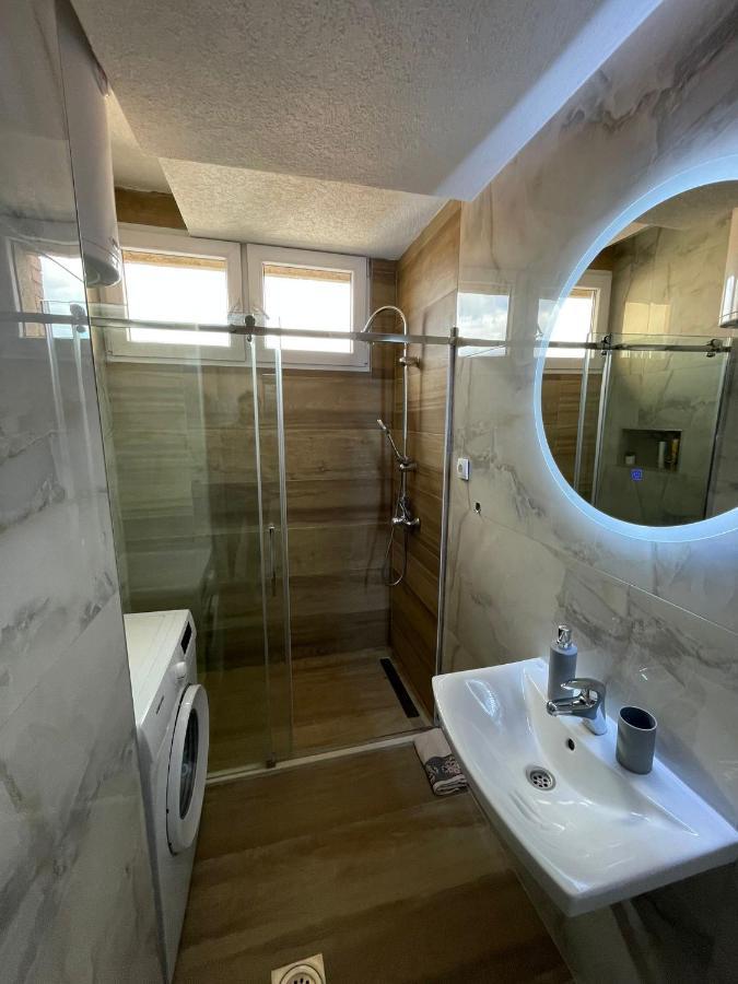 Apartman Filip Lux City Center Novi Pazar Buitenkant foto