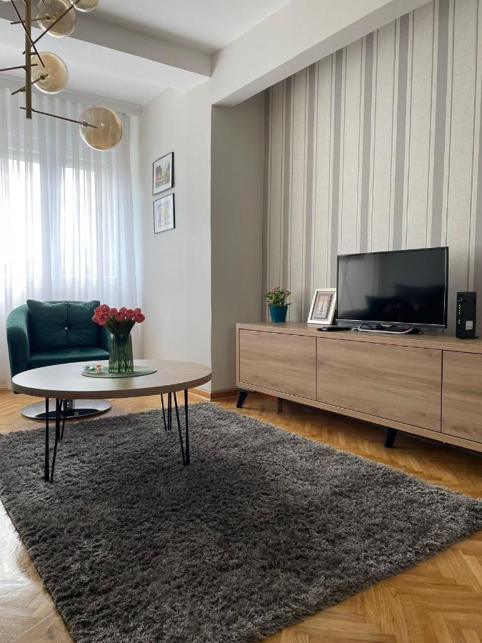 Apartman Filip Lux City Center Novi Pazar Buitenkant foto