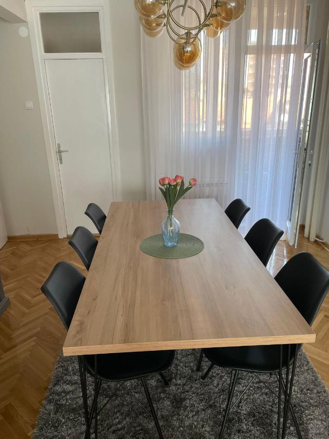 Apartman Filip Lux City Center Novi Pazar Buitenkant foto