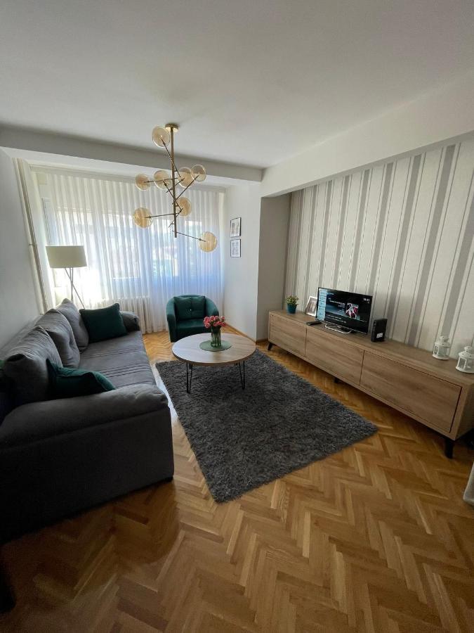 Apartman Filip Lux City Center Novi Pazar Buitenkant foto